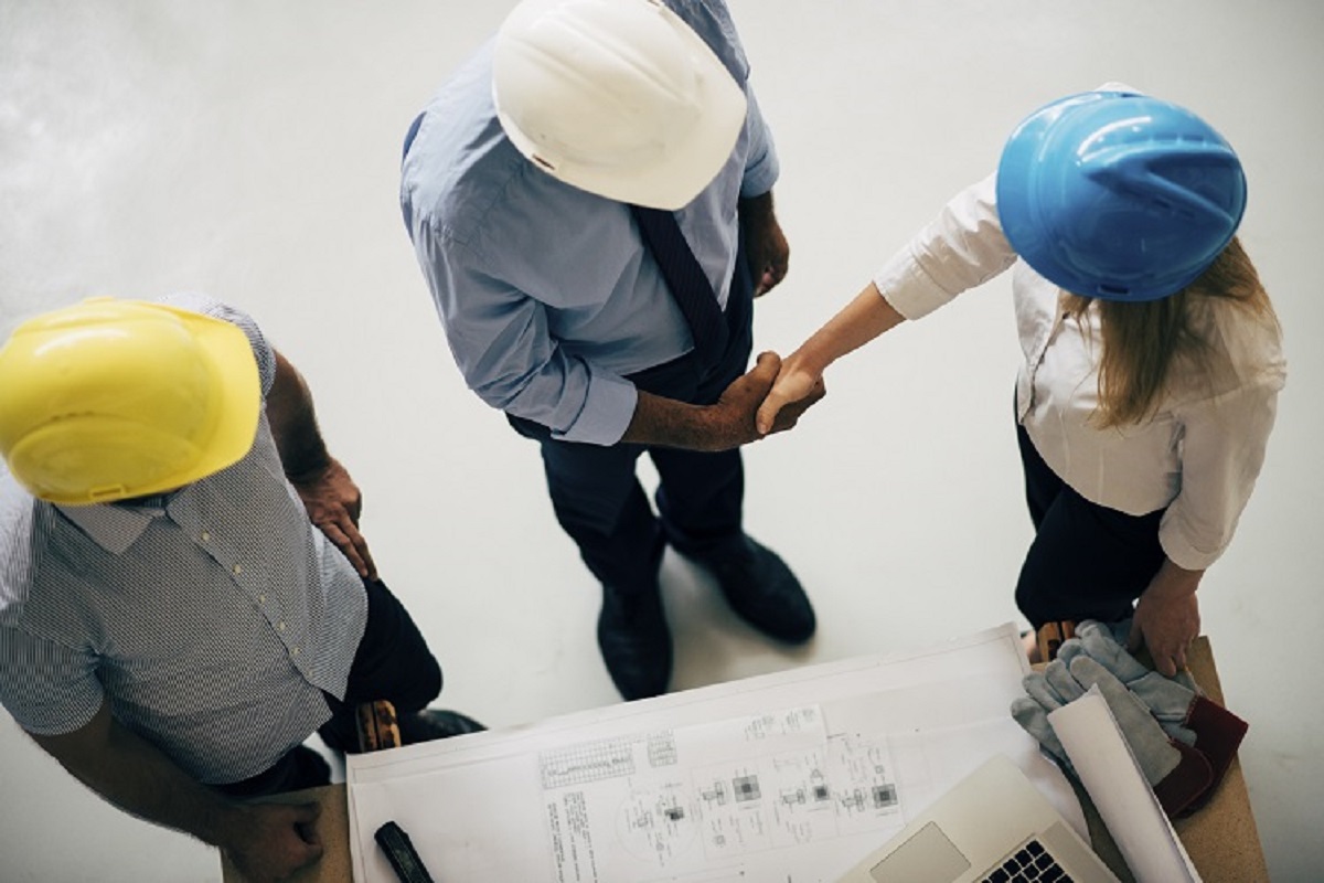  Makua Services lighting services