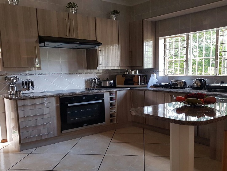 Makua Services Kitchens